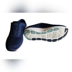 Skechers Navy D'Lux Walkers Size 11